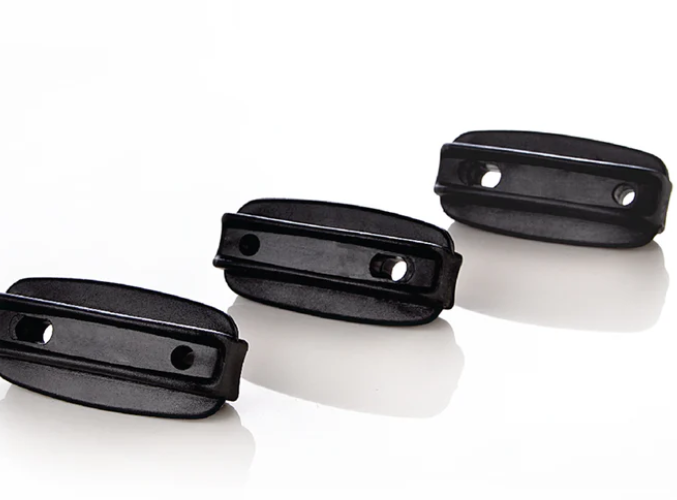 AISLADOR DE ESQUINA TIPO NUEZ PARA CERCA ELECTRICO